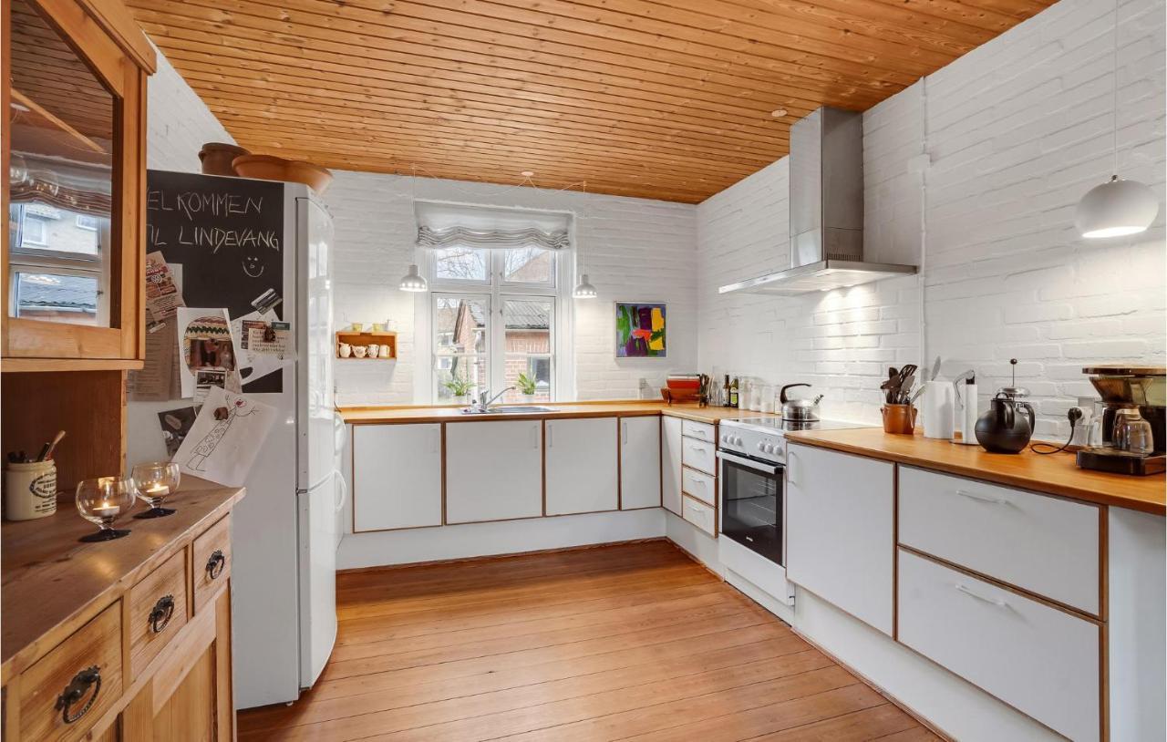 Lovely Home In Sonderborg With Kitchen ภายนอก รูปภาพ