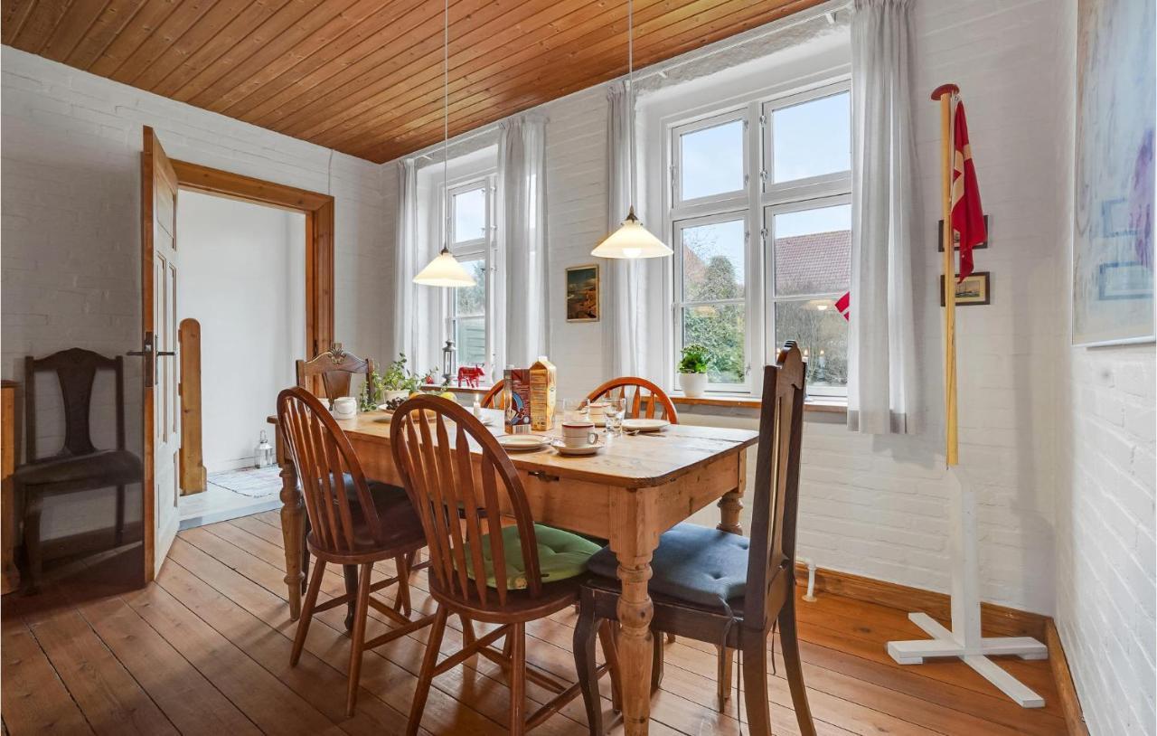 Lovely Home In Sonderborg With Kitchen ภายนอก รูปภาพ