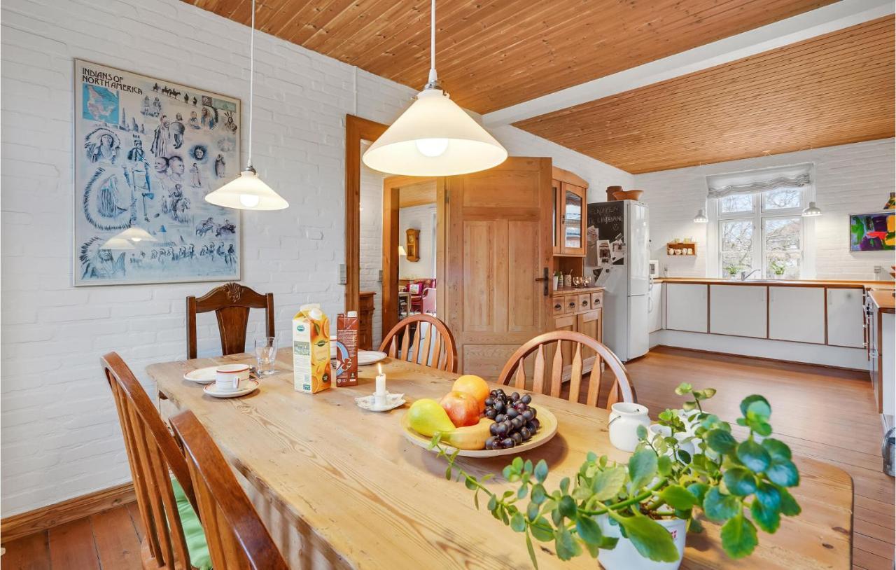 Lovely Home In Sonderborg With Kitchen ภายนอก รูปภาพ